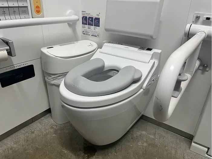 Booster toilet seat