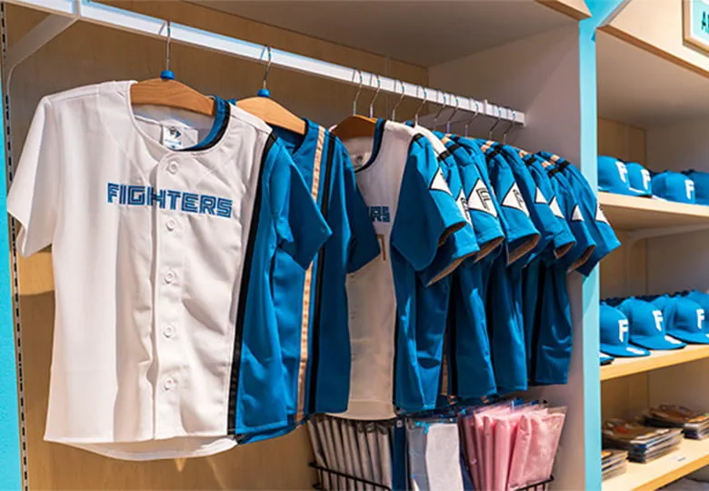 FIGHTERS FAMILY STORE Image 2